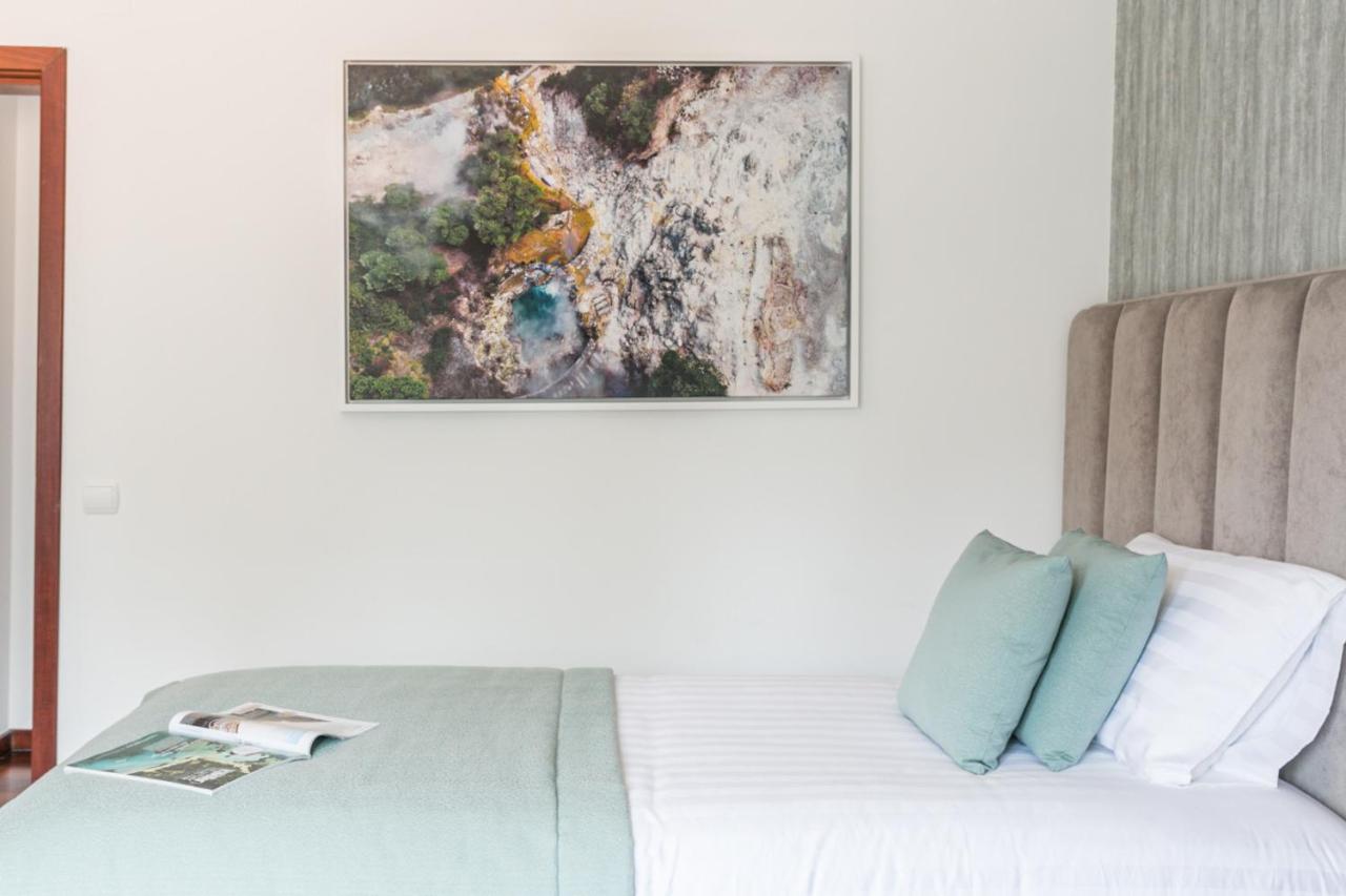 Quinta Da Serra - Luxurious Villa Sintra - Heated Pool & Jacuzzi ภายนอก รูปภาพ